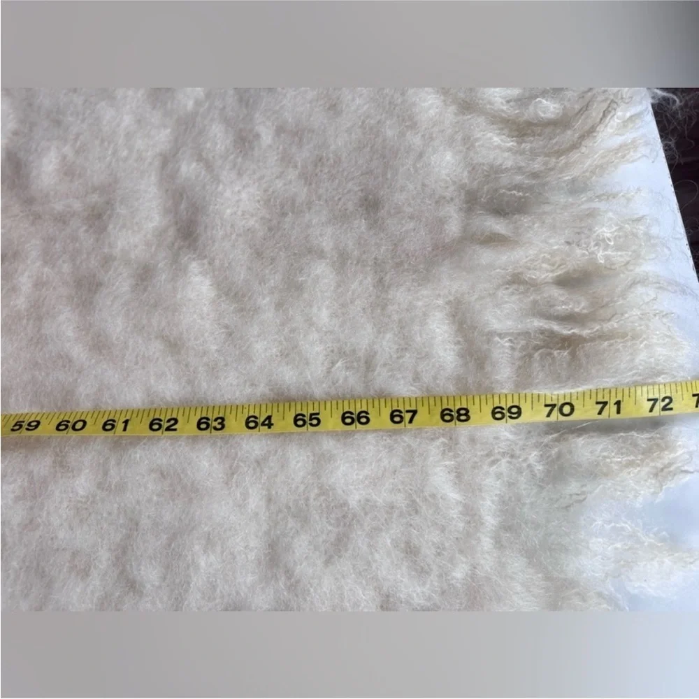 Vintage Beige Wool Chunky Scarf blanket Wrap